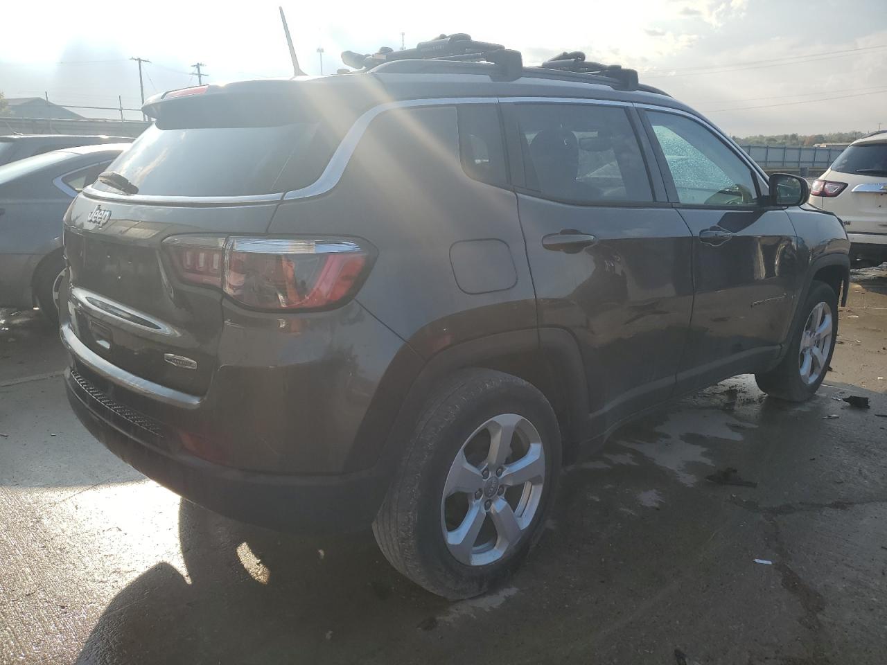 Изображение 3 2018 JEEP COMPASS LATITUDE 2018 с VIN 3C4NJCBB7JT344142