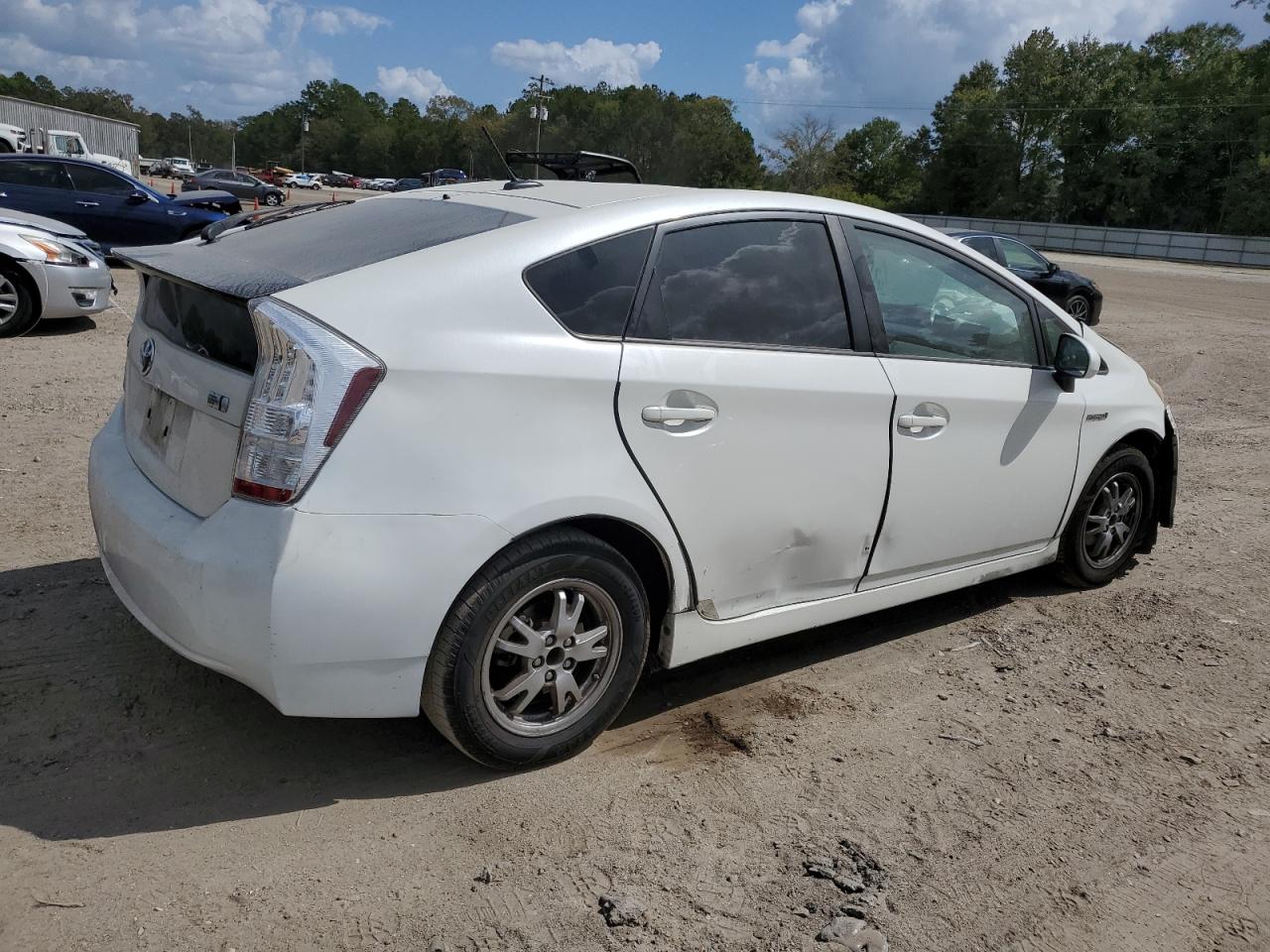 Image 3 of 2011 TOYOTA PRIUS  2011 with VIN JTDKN3DU6B0287419