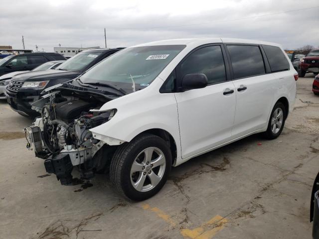 2017 TOYOTA SIENNA  2017 image