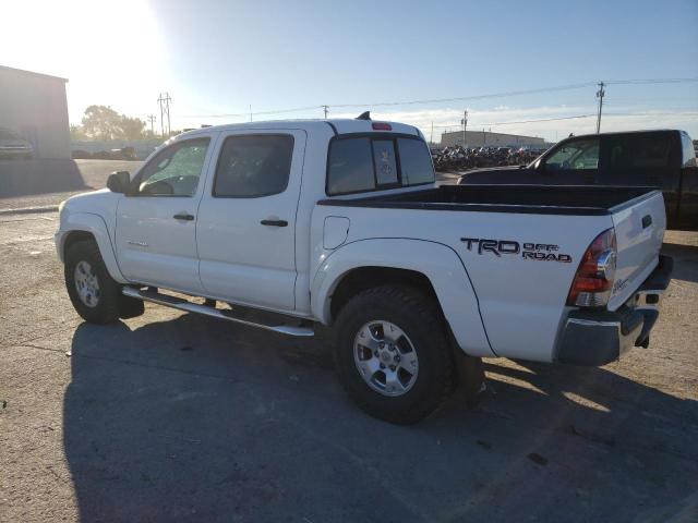 Obraz 2 z 2014 TOYOTA TACOMA DOUBLE CAB 2014 z VIN 3TMLU4EN7EM145845