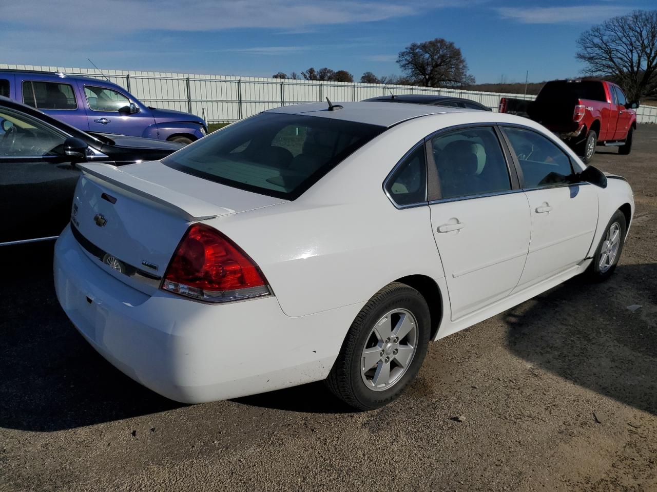 Obraz 3 z 2010 CHEVROLET IMPALA LT 2010 z VIN 2G1WB5EK6A1227218