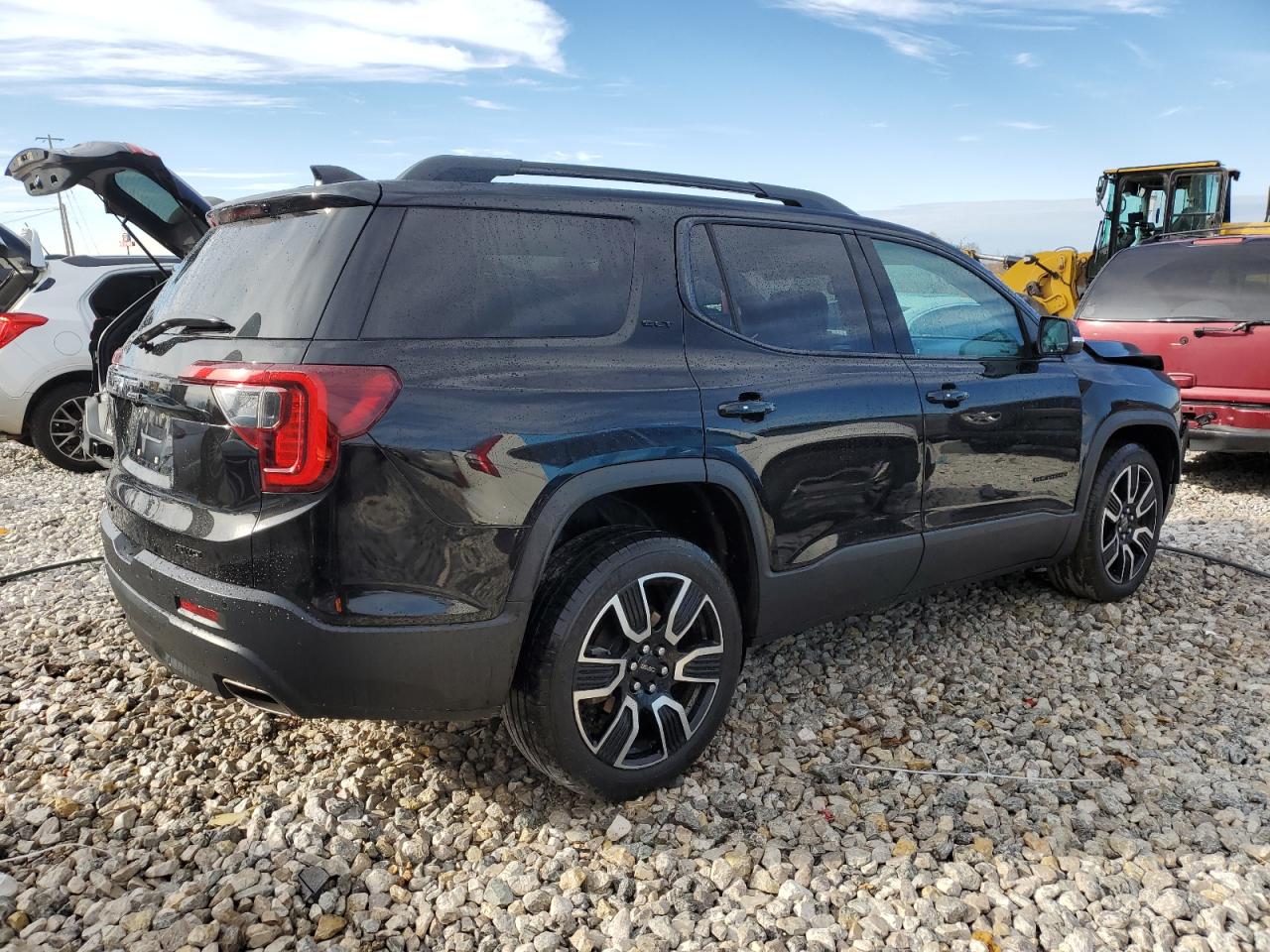 Image 3 of 2021 GMC ACADIA SLT 2021 with VIN 1GKKNULSXMZ131702