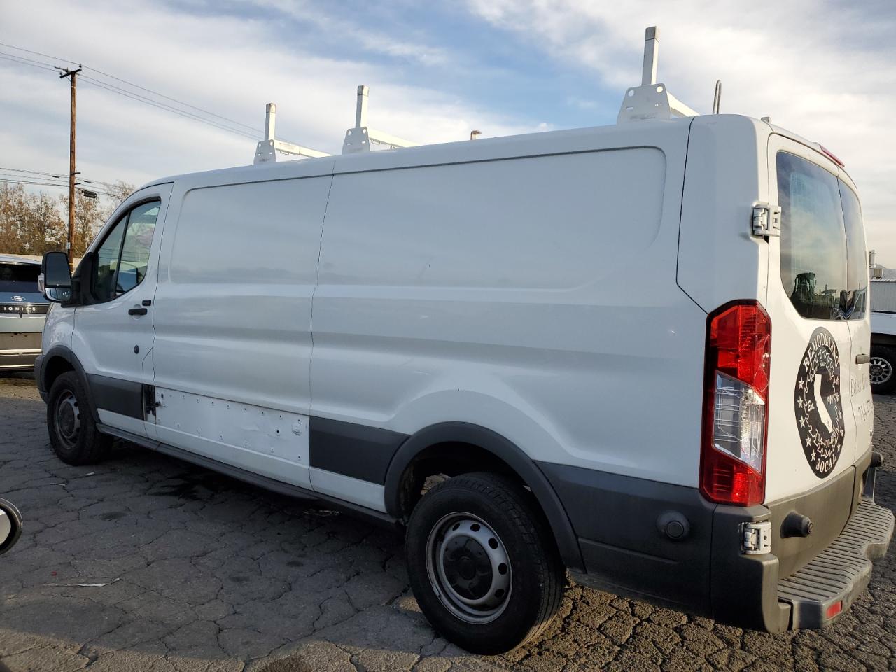 Изображение 2 2015 FORD TRANSIT T-250 2015 с VIN 1FTNR2YM6FKA41857