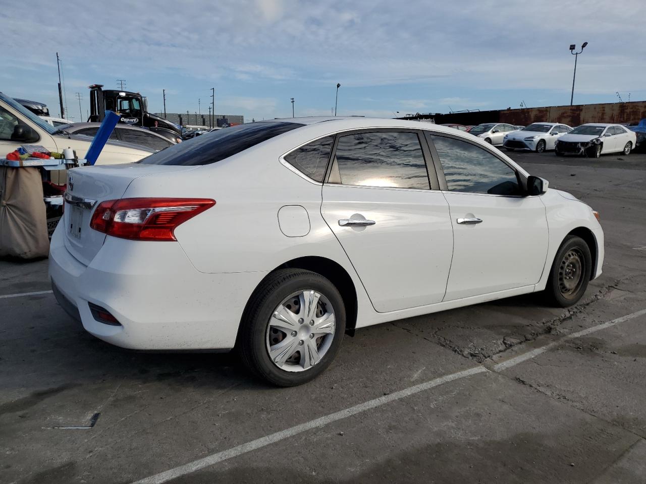 Изображение 3 2016 NISSAN SENTRA S 2016 с VIN 3N1AB7AP5GY232034