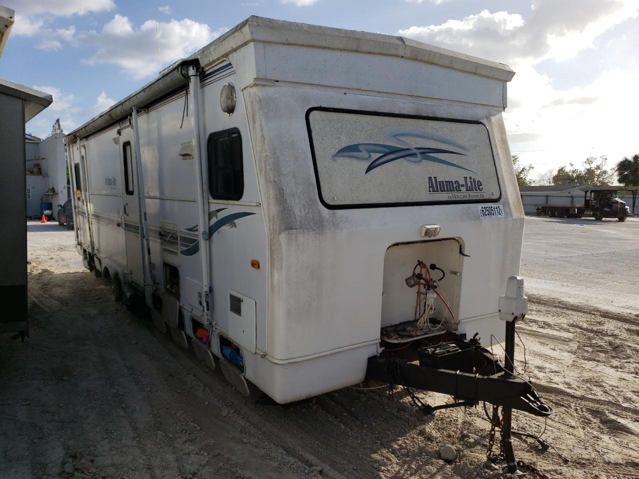 Image 1 of 1999 OTHER TRAVEL TRA 1999 with VIN 1KB181L29XE107423