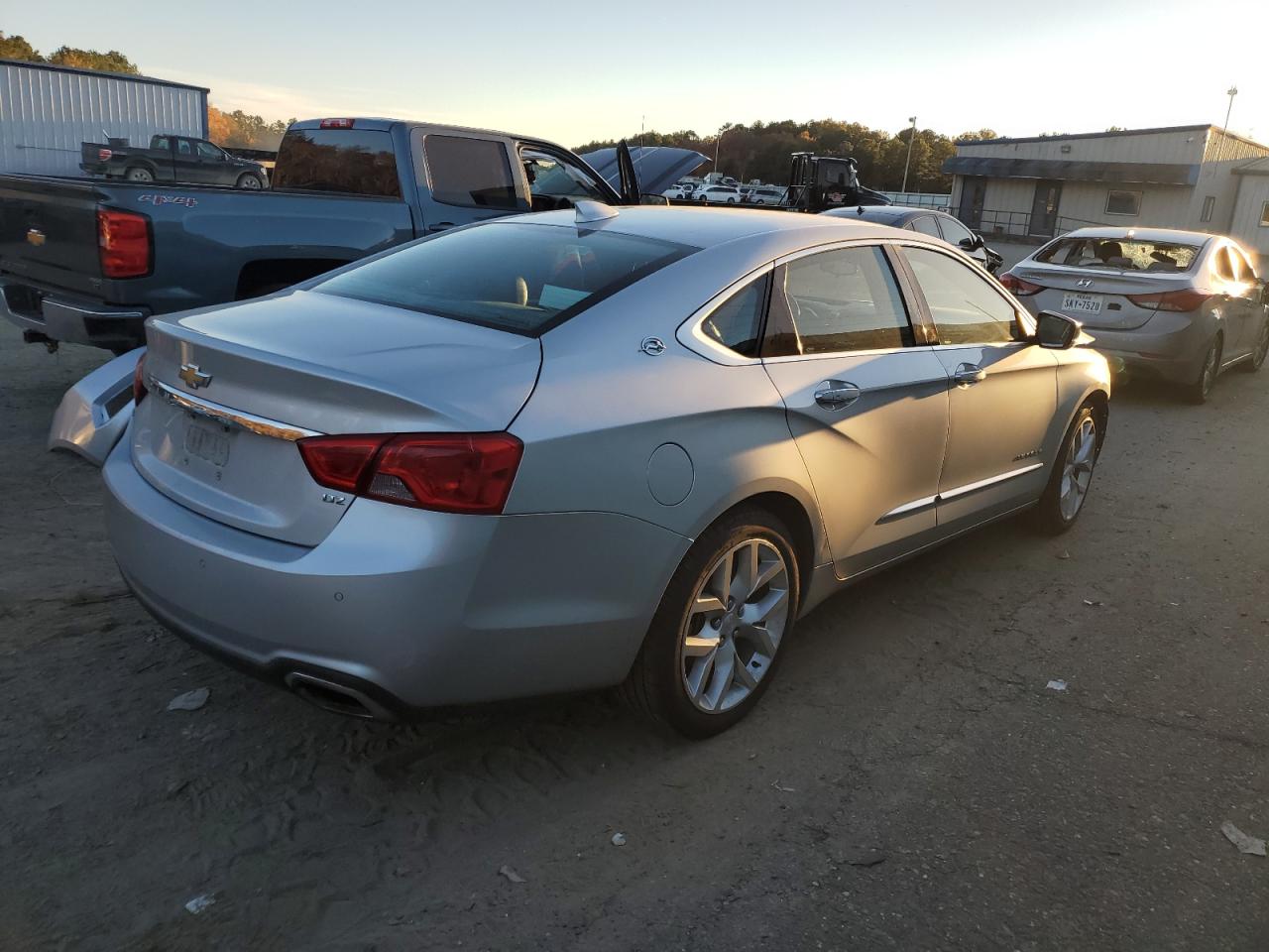 Image 3 of 2015 CHEVROLET IMPALA LTZ 2015 with VIN 2G1165S35F9118365