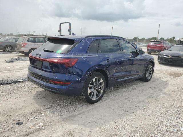 Изображение 3 2021 AUDI E-TRON PREMIUM PLUS 2021 с VIN WA1LAAGE9MB040602