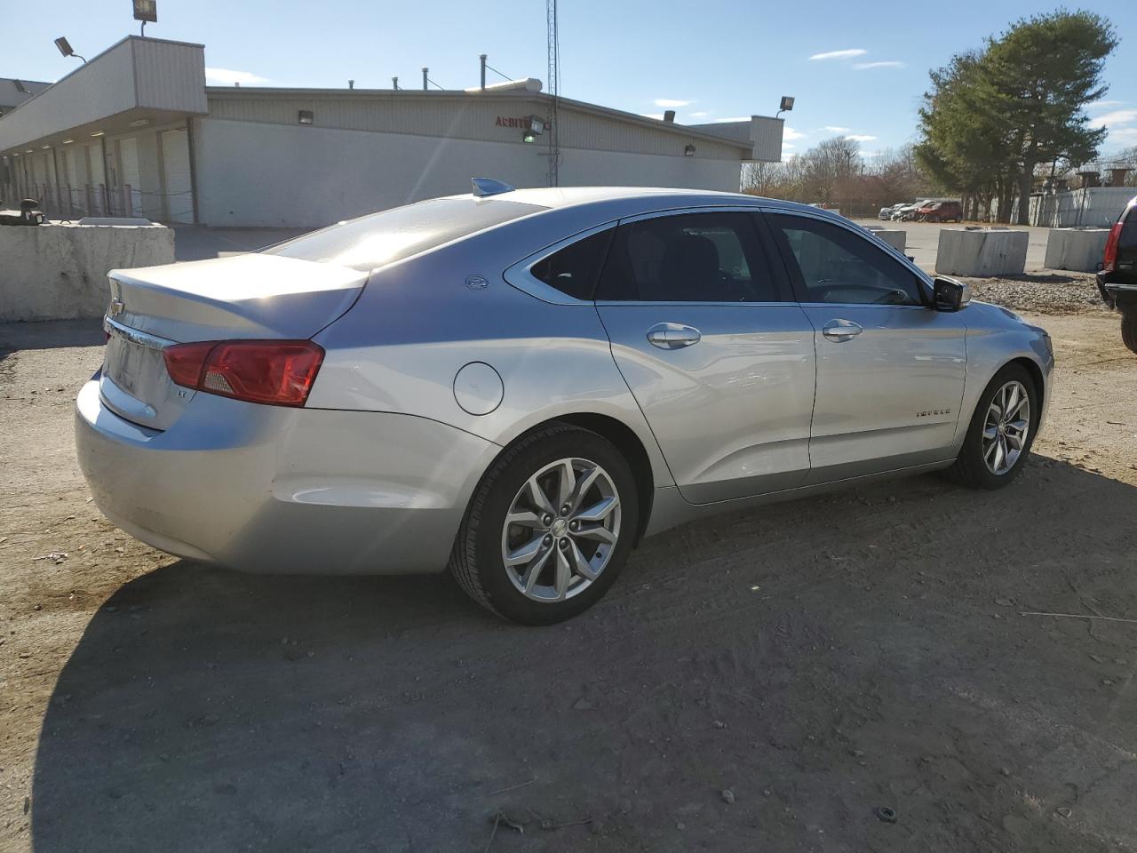 Obraz 3 z 2016 CHEVROLET IMPALA LT 2016 z VIN 2G1115S38G9105142