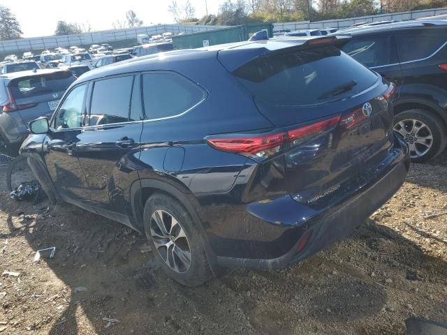 Obraz 2 z 2020 TOYOTA HIGHLANDER XLE 2020 z VIN 5TDGZRBH1LS509253
