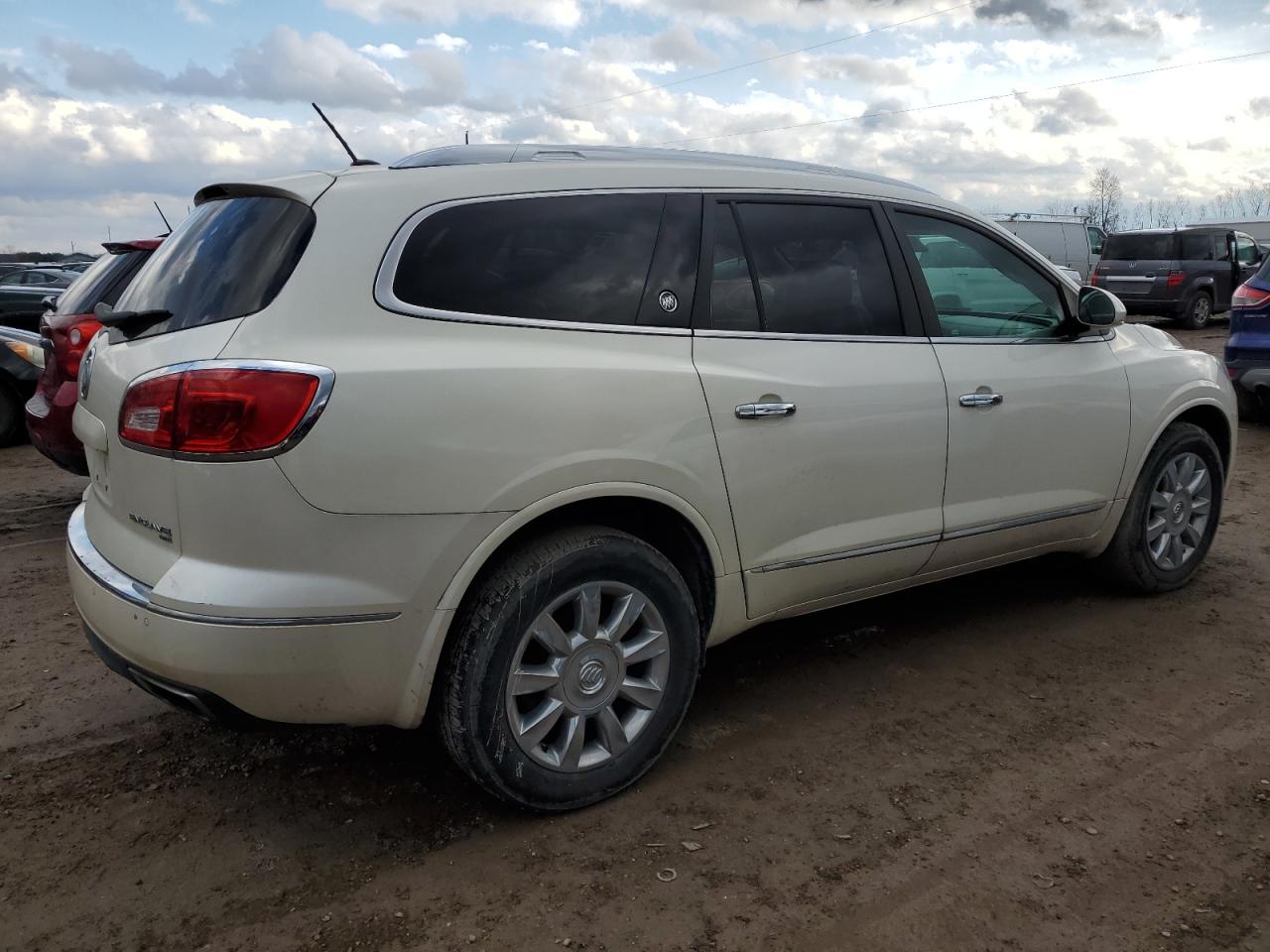 Image 3 of 2014 BUICK ENCLAVE  2014 with VIN 5GAKVBKD1EJ199570