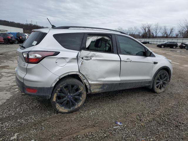 Изображение 3 2018 FORD ESCAPE SE 2018 с VIN 1FMCU9GD2JUA51200