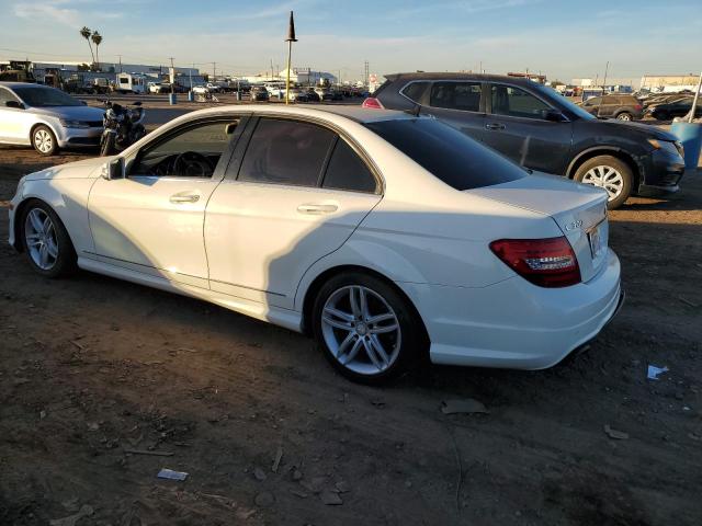 Obraz 2 z 2012 MERCEDES-BENZ C 300 4MATIC 2012 z VIN WDDGF8BB3CA648236