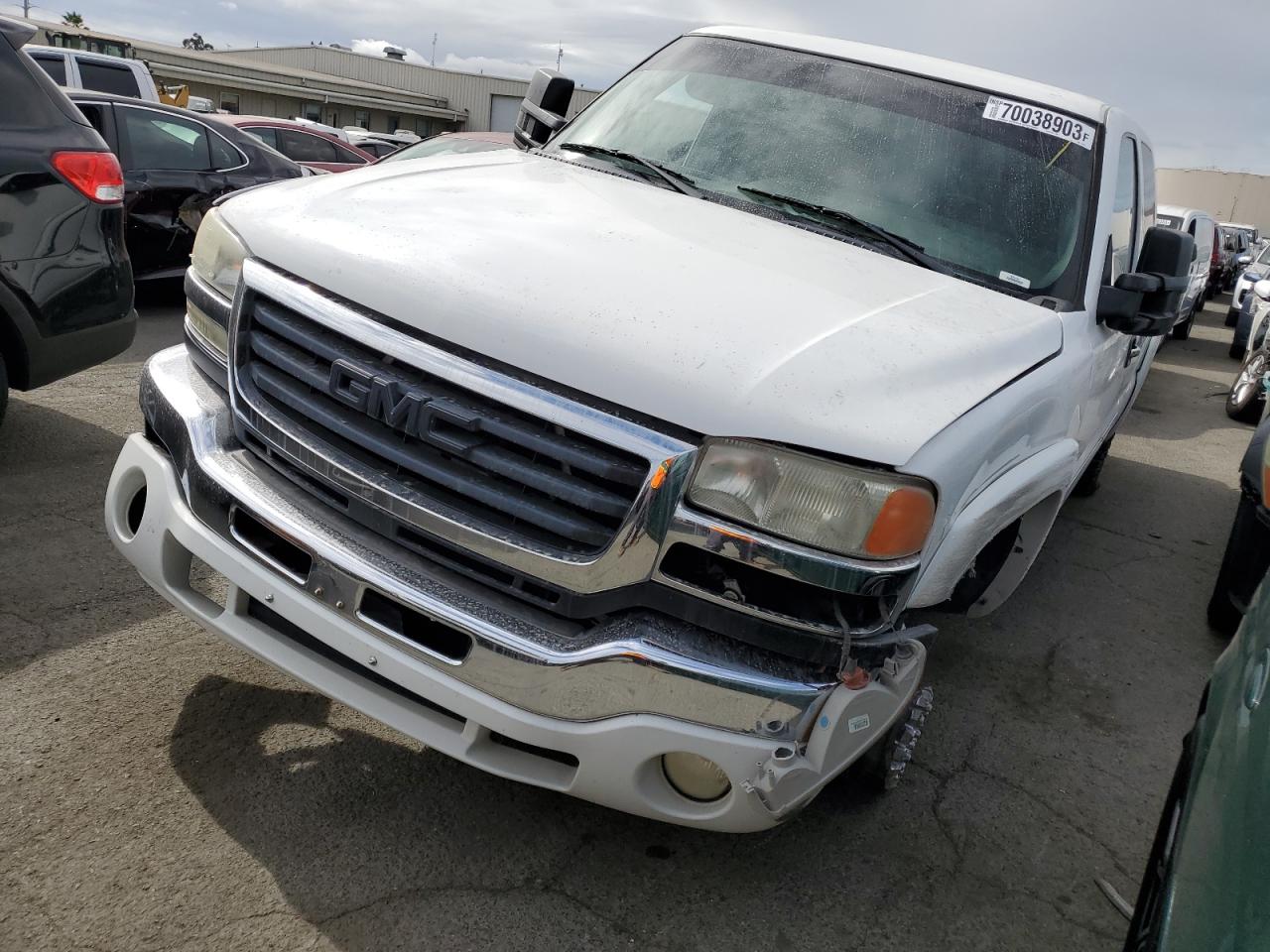 Изображение 2005 GMC SIERRA C2500 HEAVY DUTY 2005