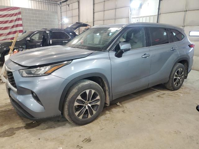 Изображение 2020 TOYOTA HIGHLANDER XLE 2020