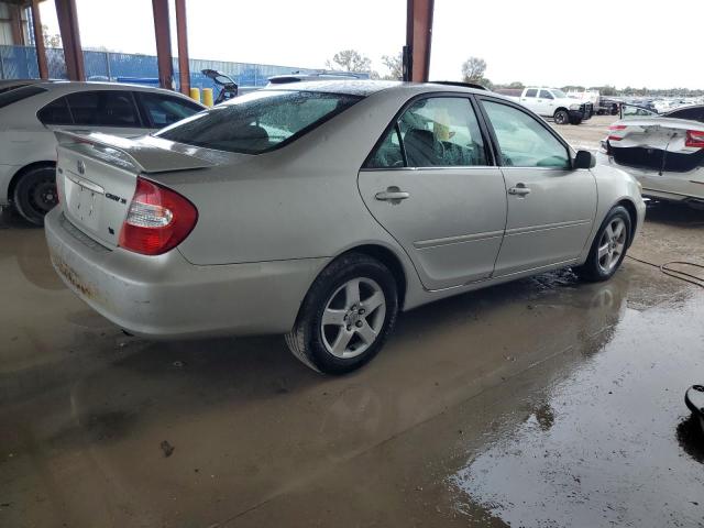 Image 3 of 2002 TOYOTA CAMRY LE 2002 with VIN 4T1BF30KX2U015705