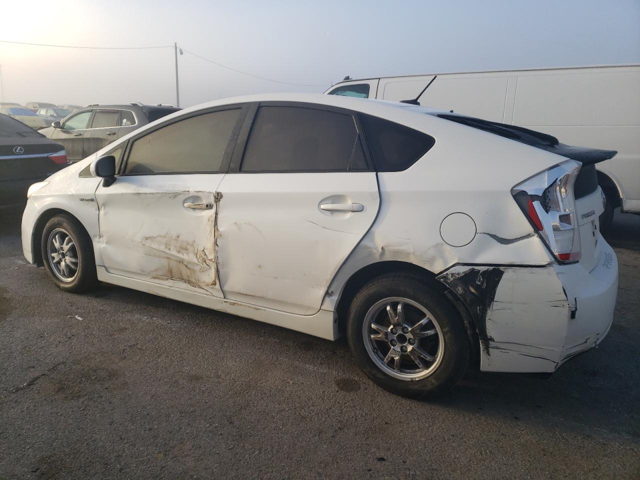 Изображение 2 2011 TOYOTA PRIUS  2011 с VIN JTDKN3DU7B5331088
