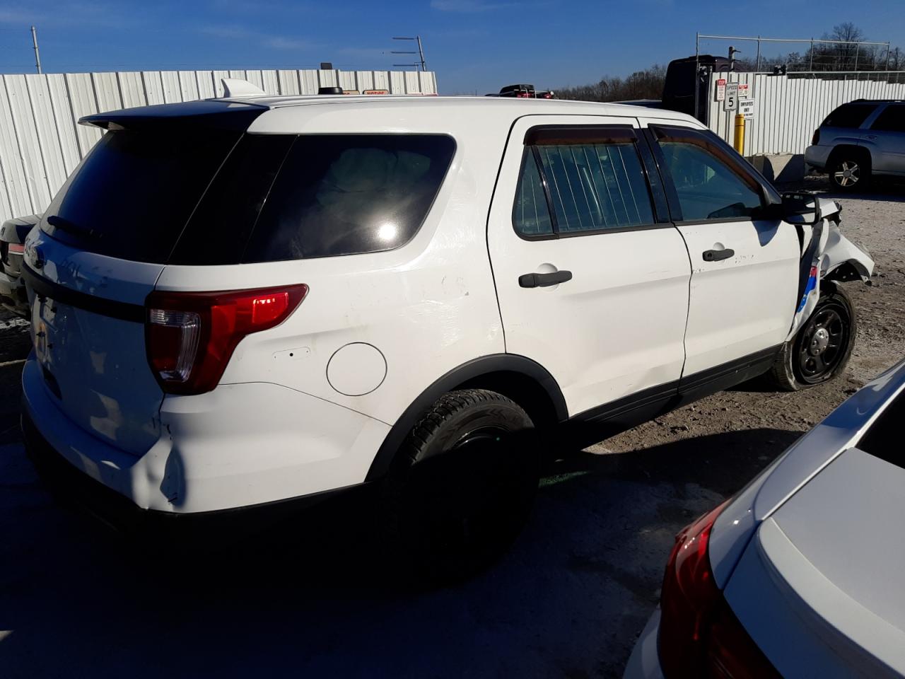 Image 3 of 2016 FORD EXPLORER POLICE INTERCEPTOR 2016 with VIN 1FM5K8AR7GGA46966
