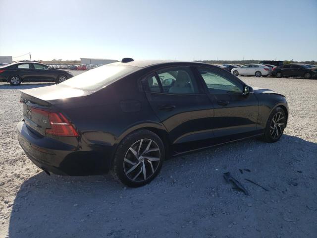 Obraz 3 z 2020 VOLVO S60 T5 MOMENTUM 2020 z VIN 7JR102FK9LG036579