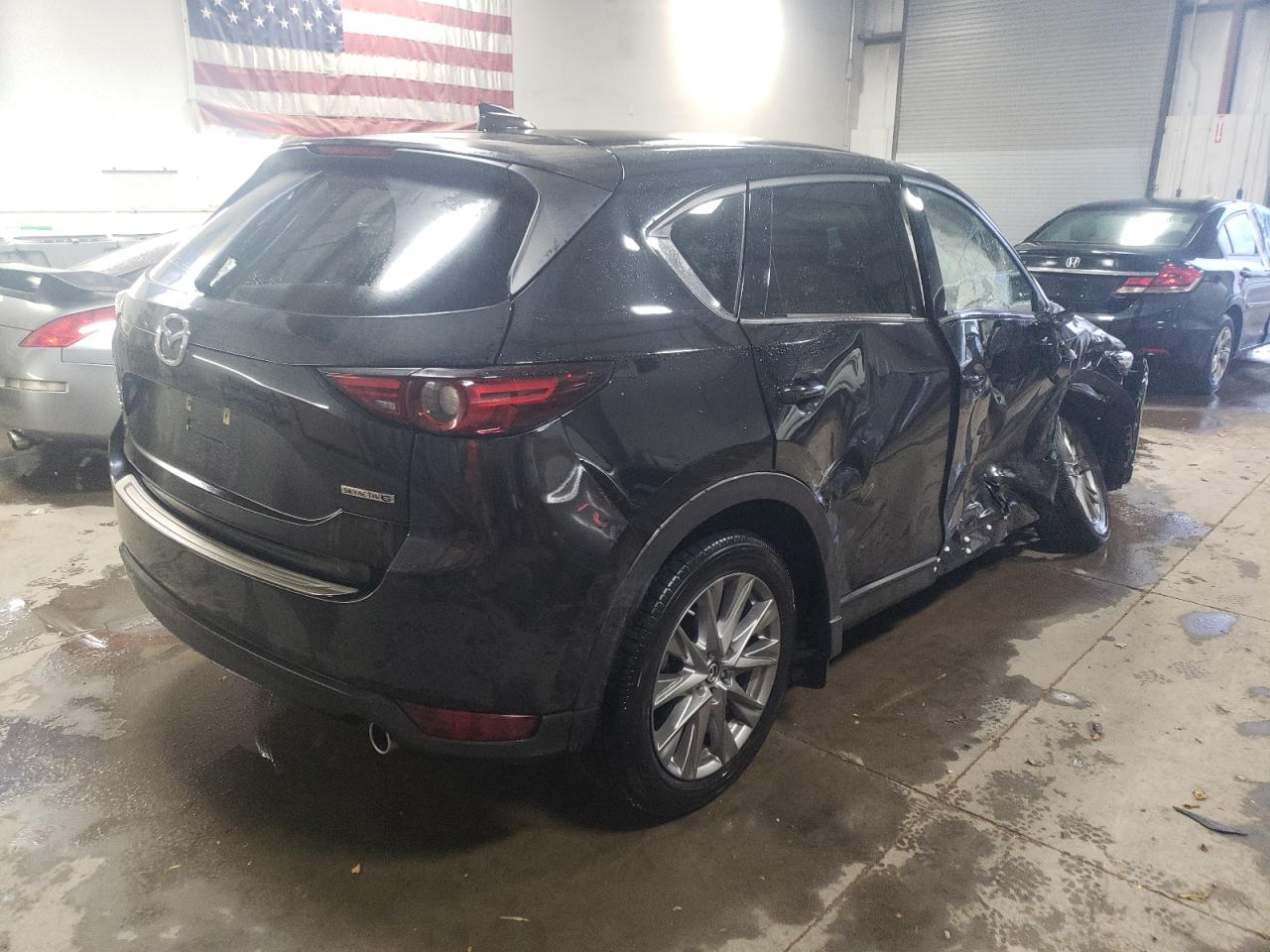 Image 3 of 2021 MAZDA CX-5 GRAND TOURING 2021 with VIN JM3KFBDM4M1407276
