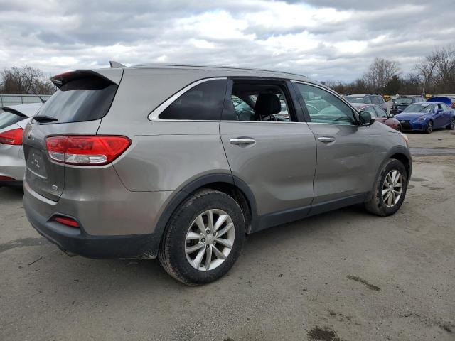 Image 3 of 2016 KIA SORENTO LX 2016 with VIN 5XYPGDA55GG176915