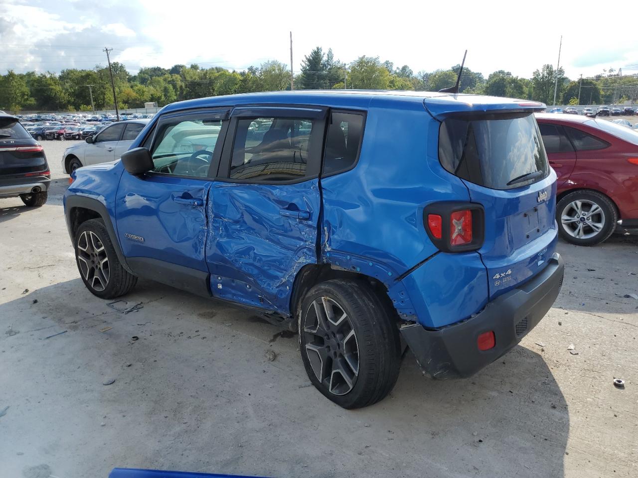 Image 2 of 2020 JEEP RENEGADE SPORT 2020 with VIN ZACNJBAB5LPL77255