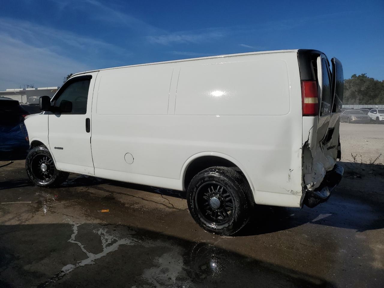 Изображение 2 2005 CHEVROLET EXPRESS G2500  2005 с VIN 1GCGG25VX51125812