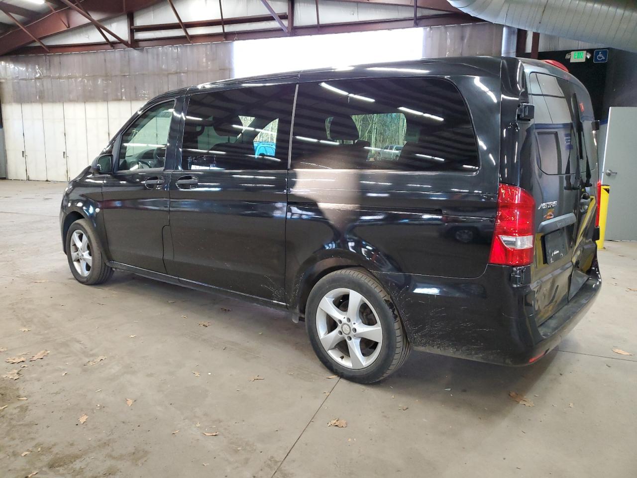 Image 2 of 2018 MERCEDES-BENZ METRIS  2018 with VIN WD4PG2EE5J3371879