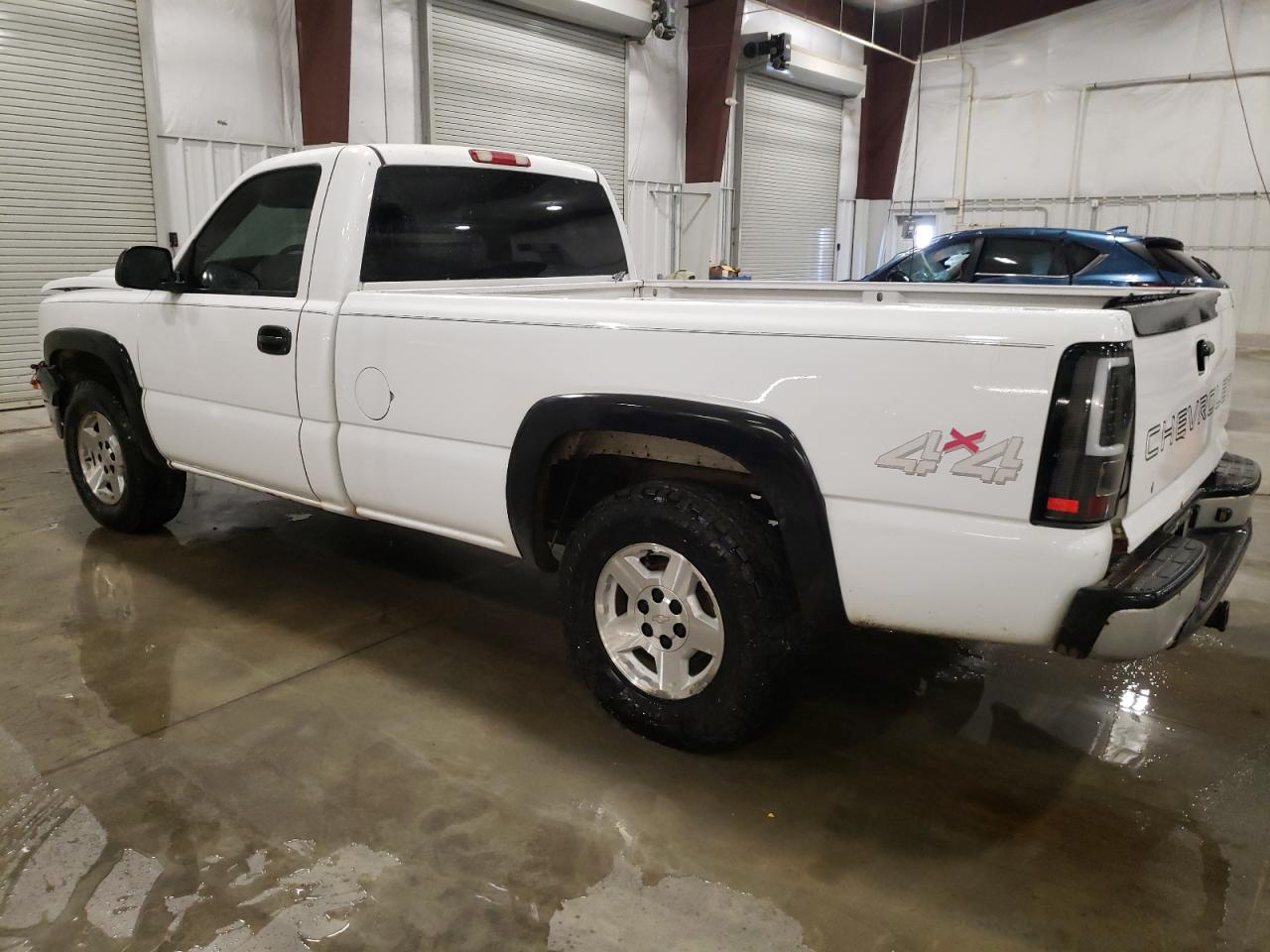 Image 2 of 2006 CHEVROLET SILVERADO K1500 2006 with VIN 3GCEK14V36G229384