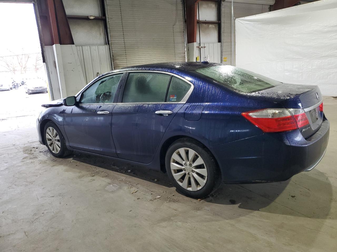 Image 2 of 2013 HONDA ACCORD EXL 2013 with VIN 1HGCR2F82DA188937