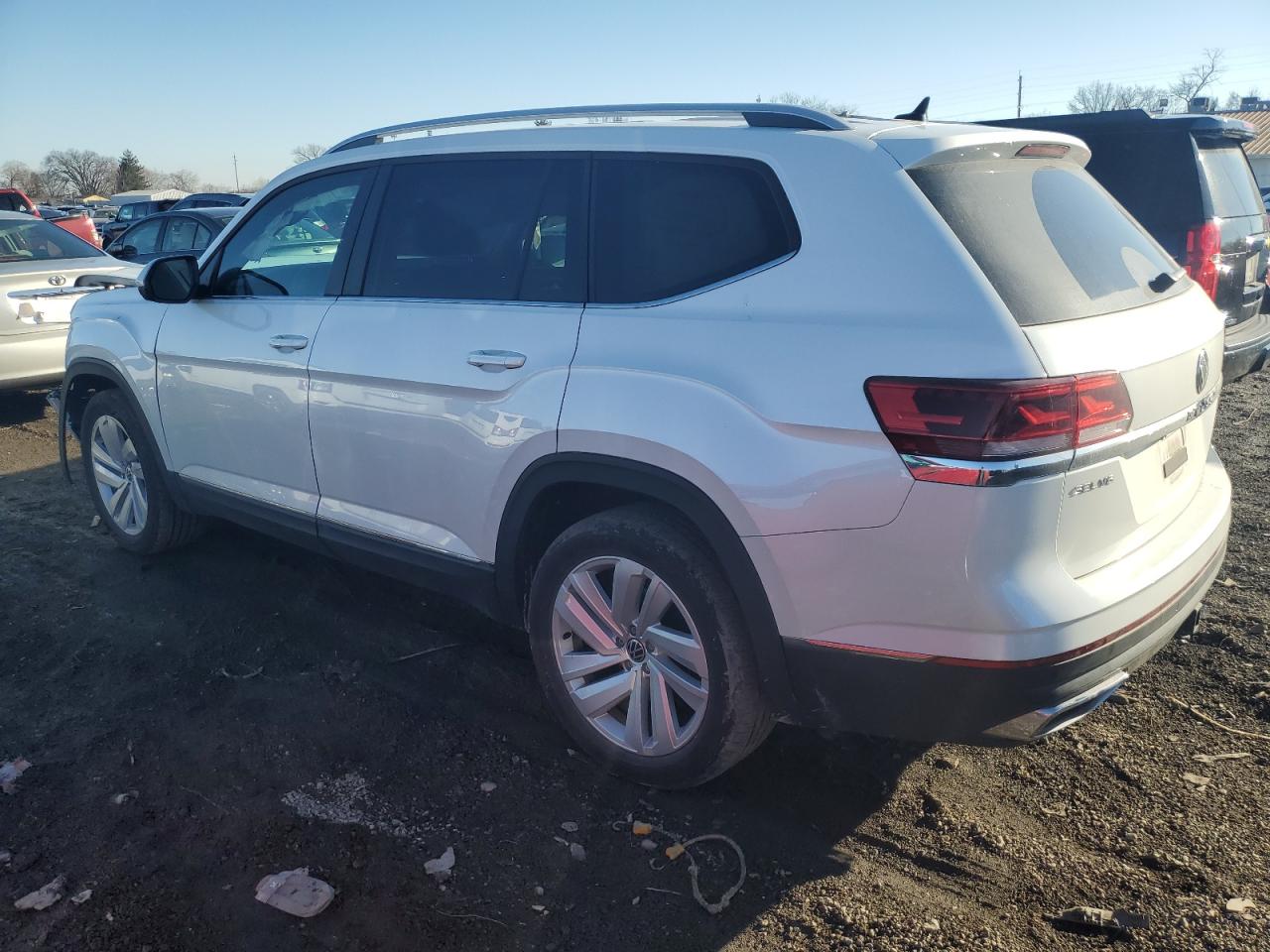 Изображение 2 2021 VOLKSWAGEN ATLAS SEL 2021 с VIN 1V2BR2CA0MC584661