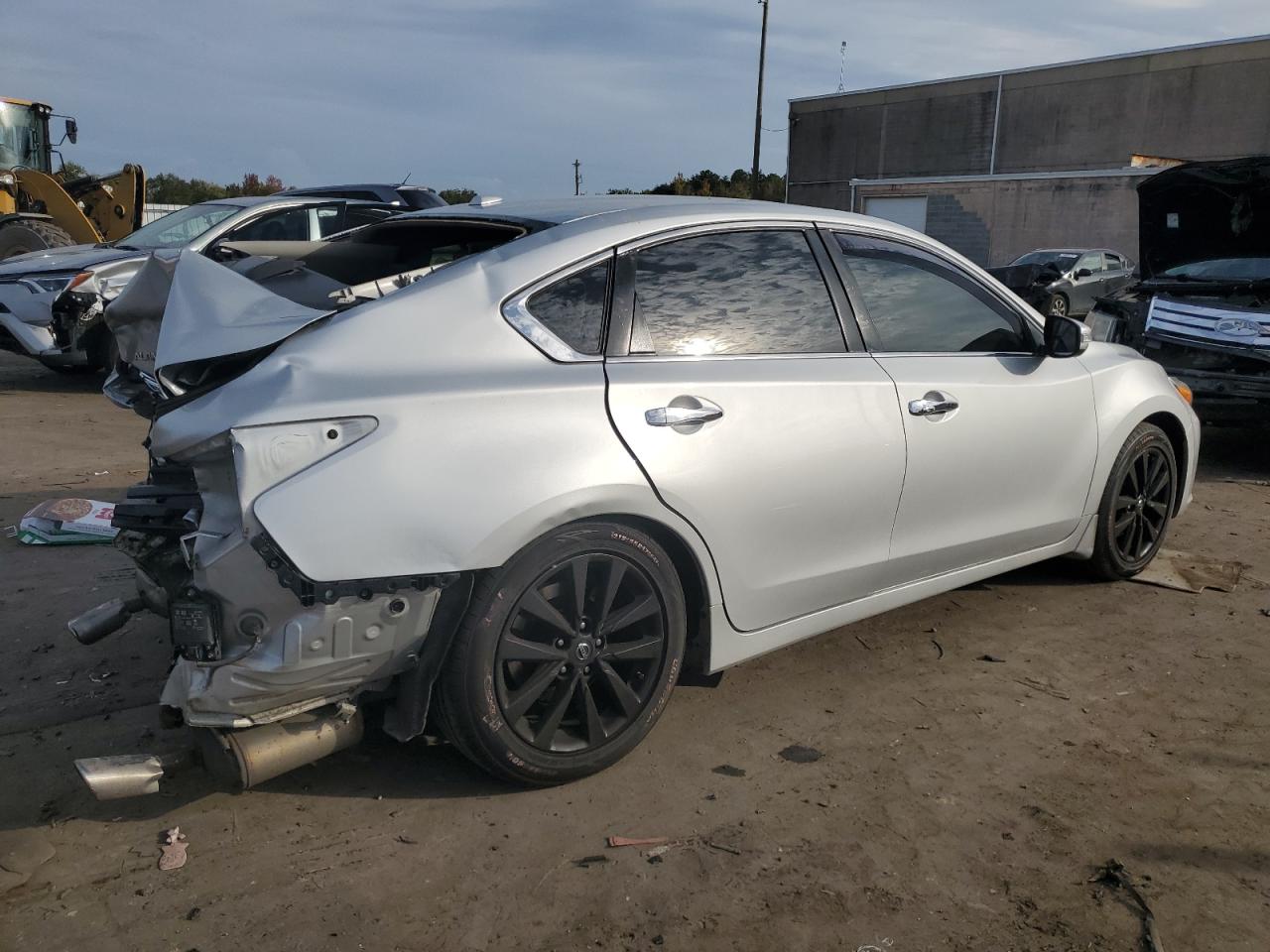 Image 3 of 2017 NISSAN ALTIMA 2.5 2017 with VIN 1N4AL3AP8HC221614