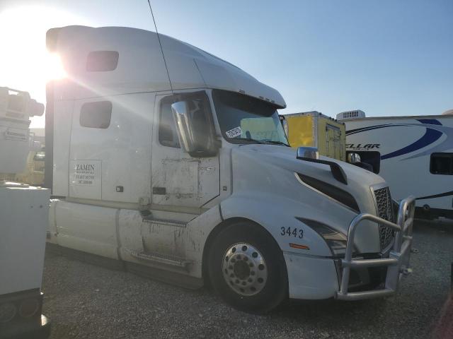 Obraz 1 z 2022 VOLVO VN VNL 2022 z VIN 4V4NC9EH7NN293443