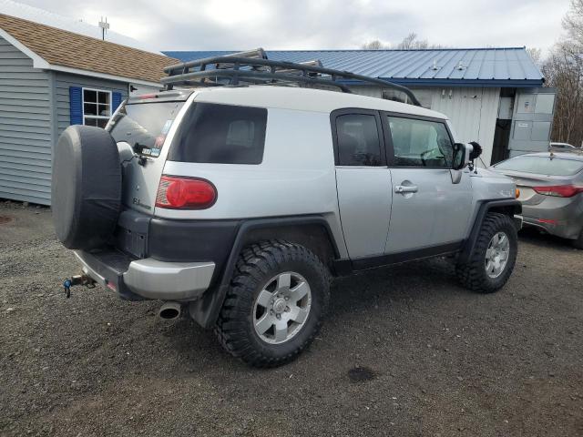 Изображение 3 2007 TOYOTA FJ CRUISER  2007 с VIN JTEBU11F670004386