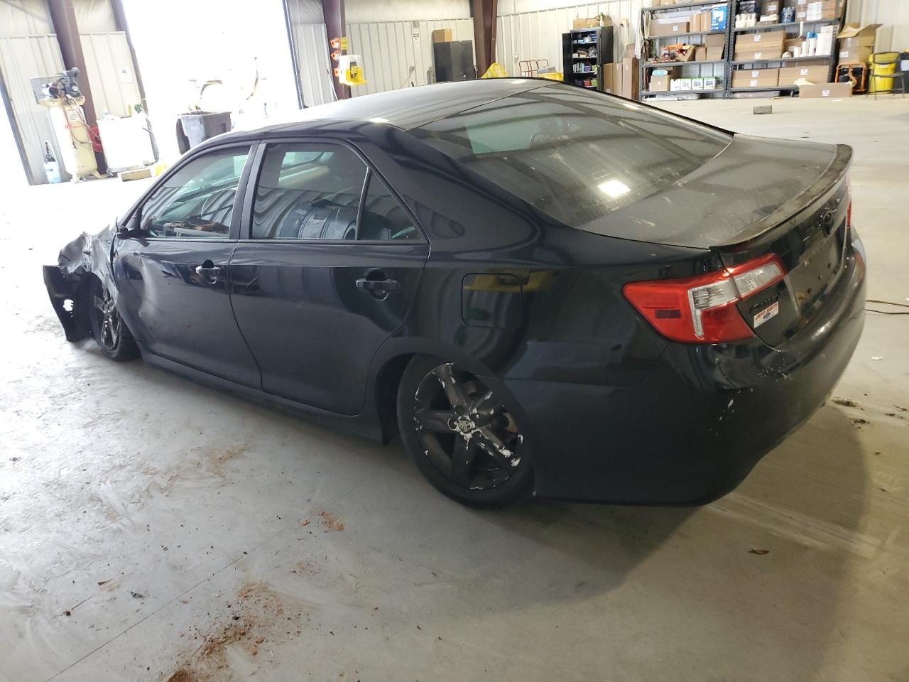 Изображение 2 2014 TOYOTA CAMRY L 2014 с VIN 4T1BF1FK2EU357360