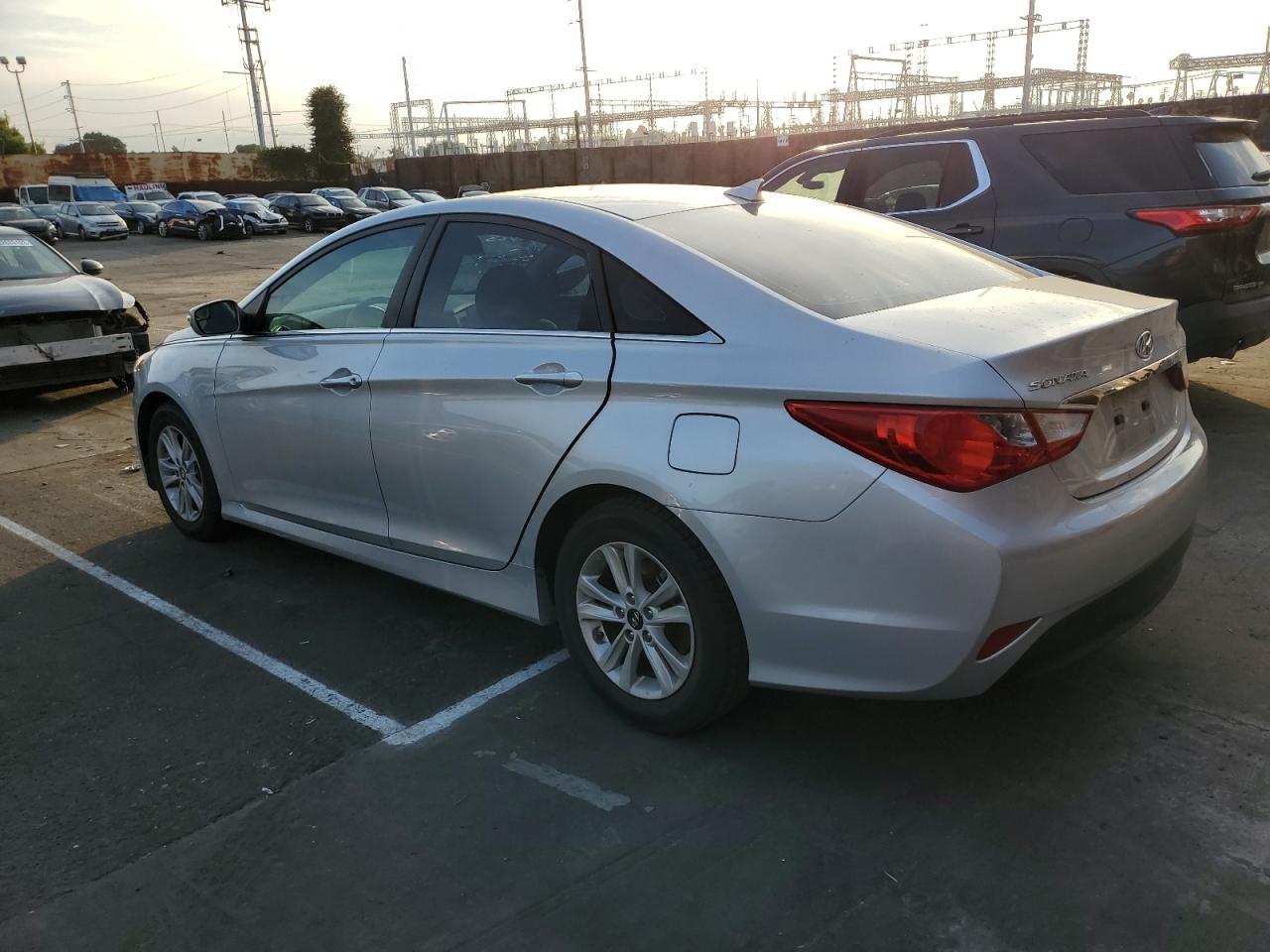 Image 2 of 2014 HYUNDAI SONATA GLS 2014 with VIN 5NPEB4AC9EH919425