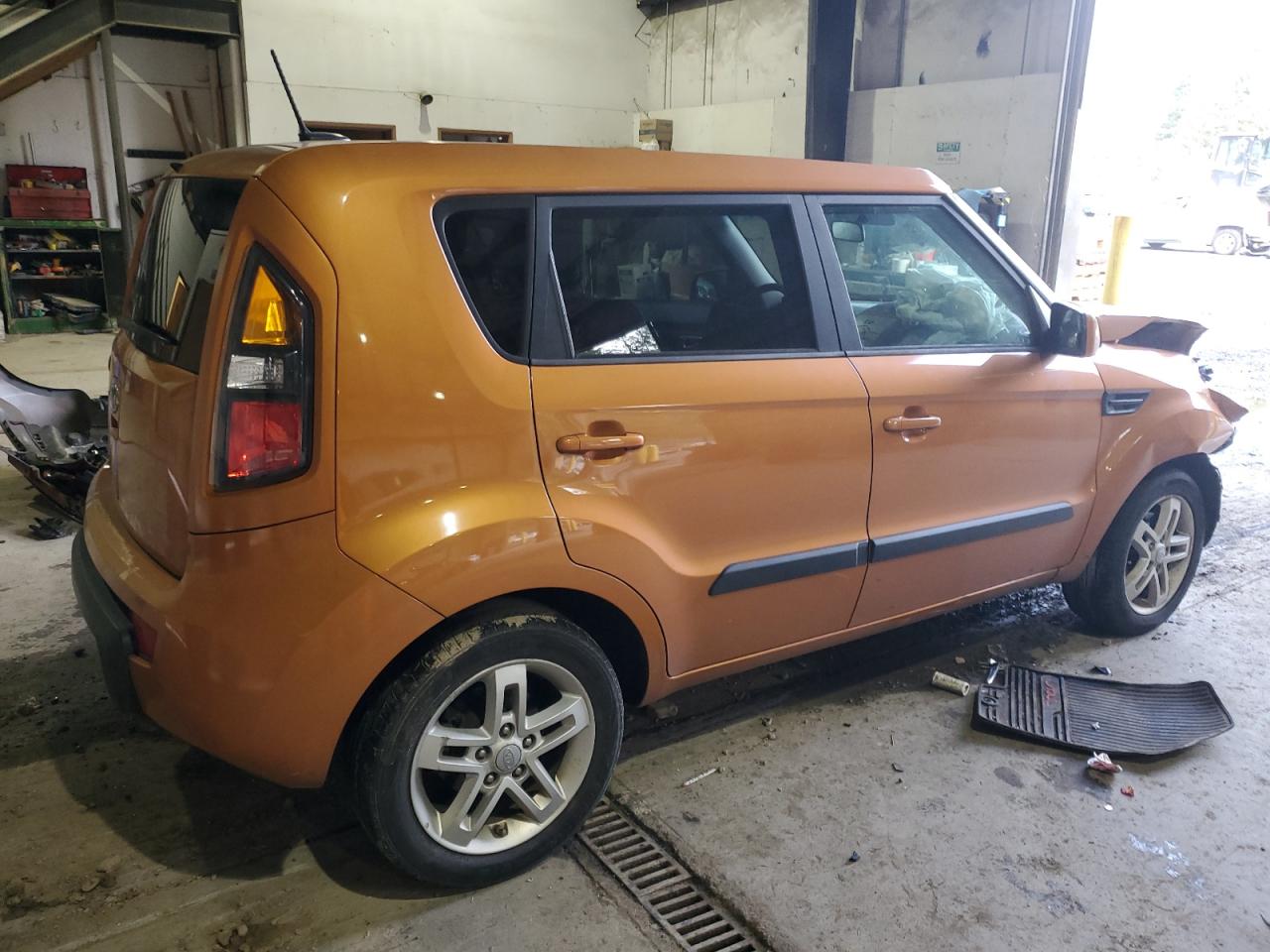 Obraz 3 z 2011 KIA SOUL + 2011 z VIN KNDJT2A25B7228254