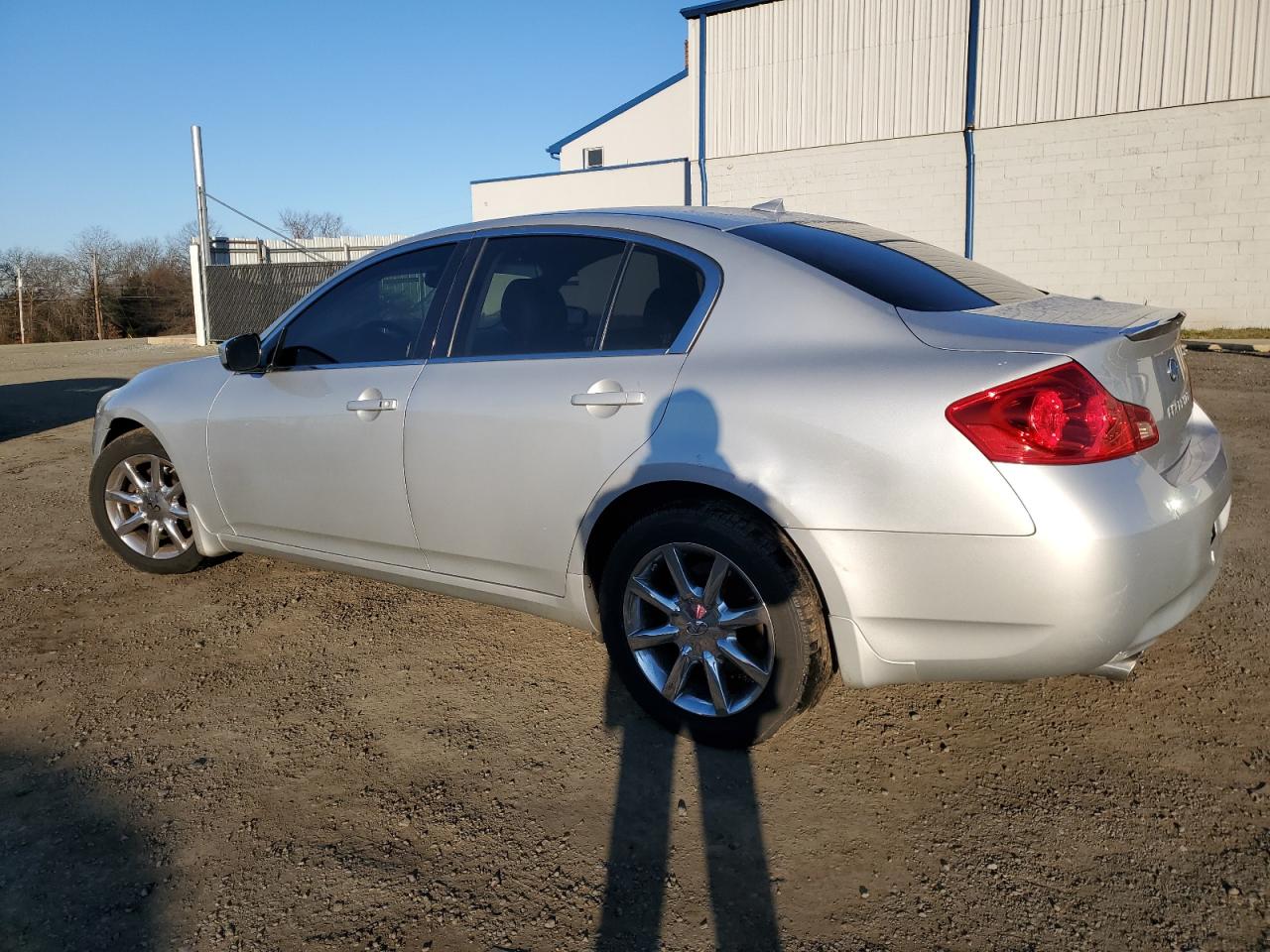 Image 2 of 2009 INFINITI G37  2009 with VIN JNKCV61F59M359806