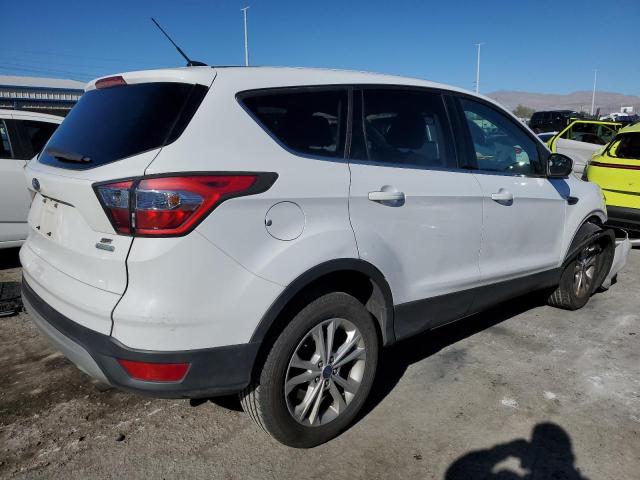 Image 3 of 2017 FORD ESCAPE SE 2017 with VIN 1FMCU0G98HUB31036