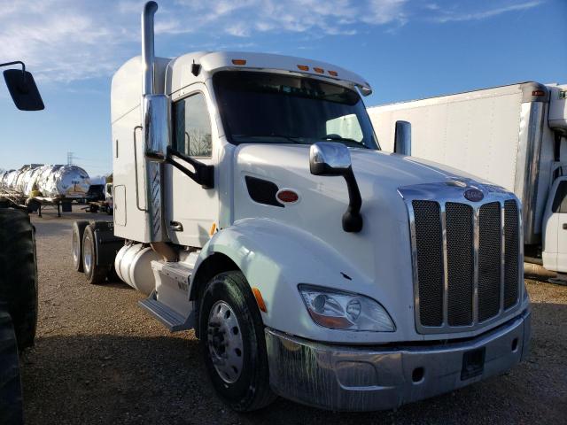 Image 1 of 2016 PETERBILT 579  2016 with VIN 1XPBDP9X5GD359948