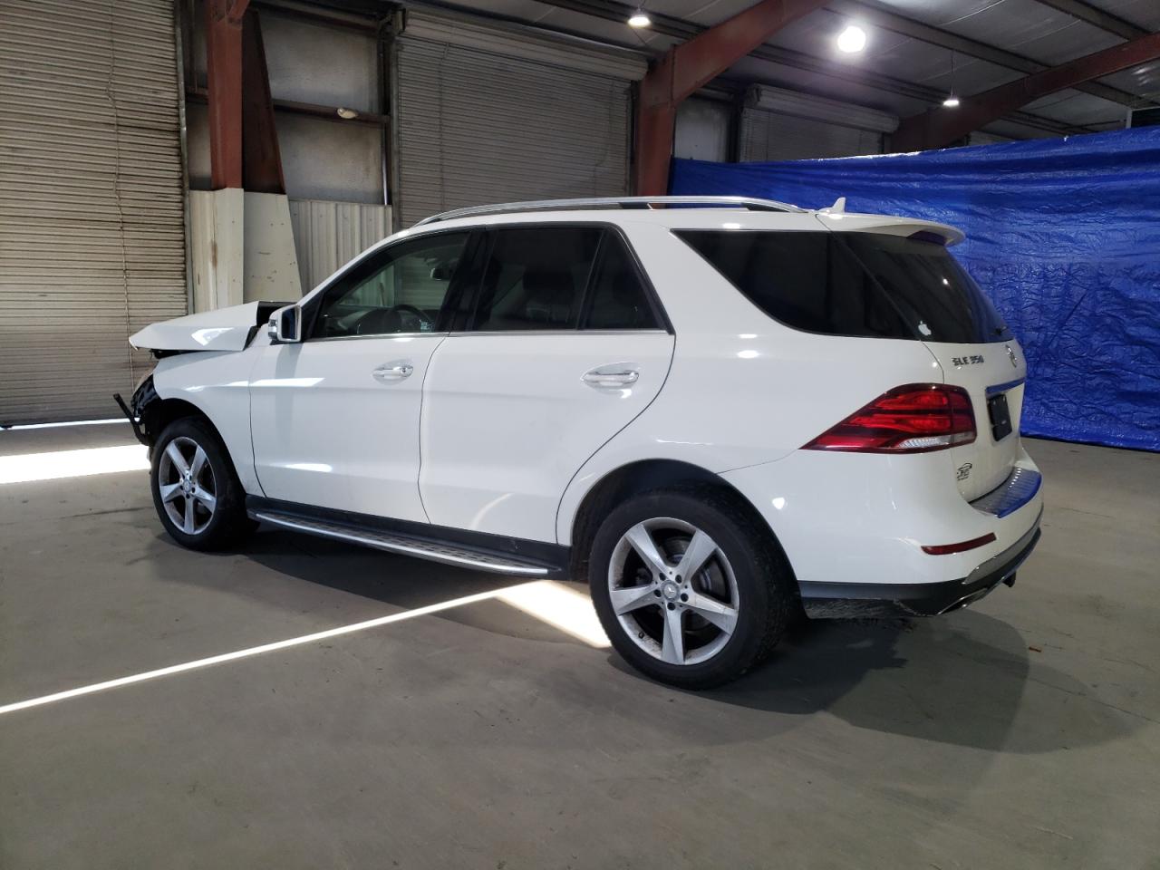 Изображение 2 2016 MERCEDES-BENZ GLE 350 4MATIC 2016 с VIN 4JGDA5HB1GA766482