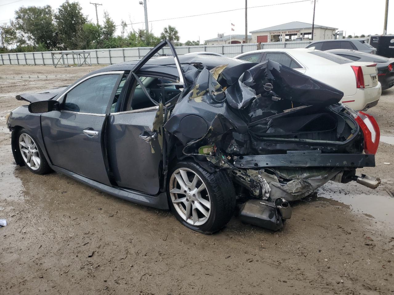 Image 2 of 2009 NISSAN MAXIMA S 2009 with VIN 1N4AA51E19C859348