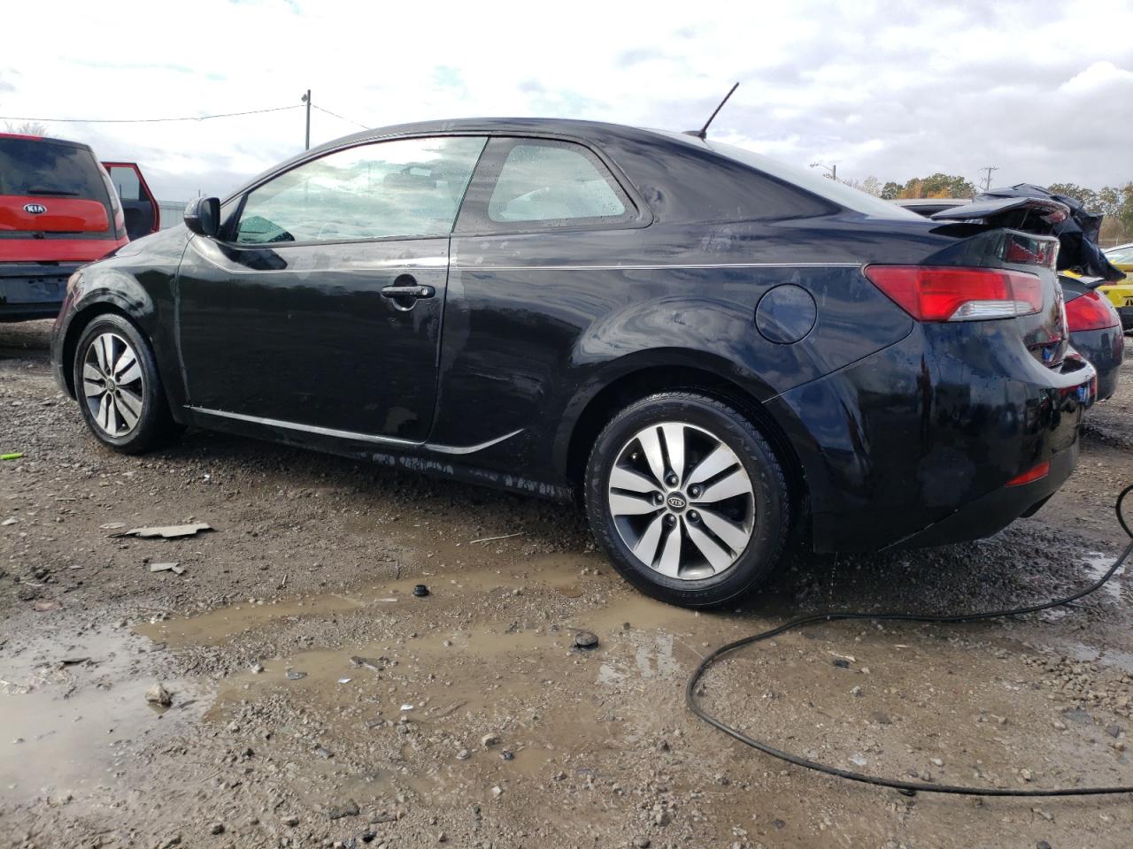 Image 2 of 2013 KIA FORTE EX 2013 with VIN KNAFU6A20D5742860
