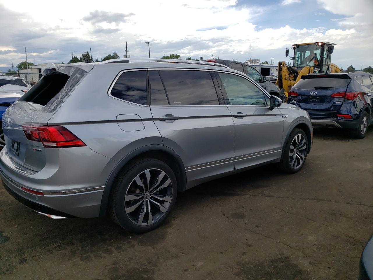 Изображение 3 2021 VOLKSWAGEN TIGUAN SEL PREMIUM R-LINE 2021 с VIN 3VV4B7AX4MM082819