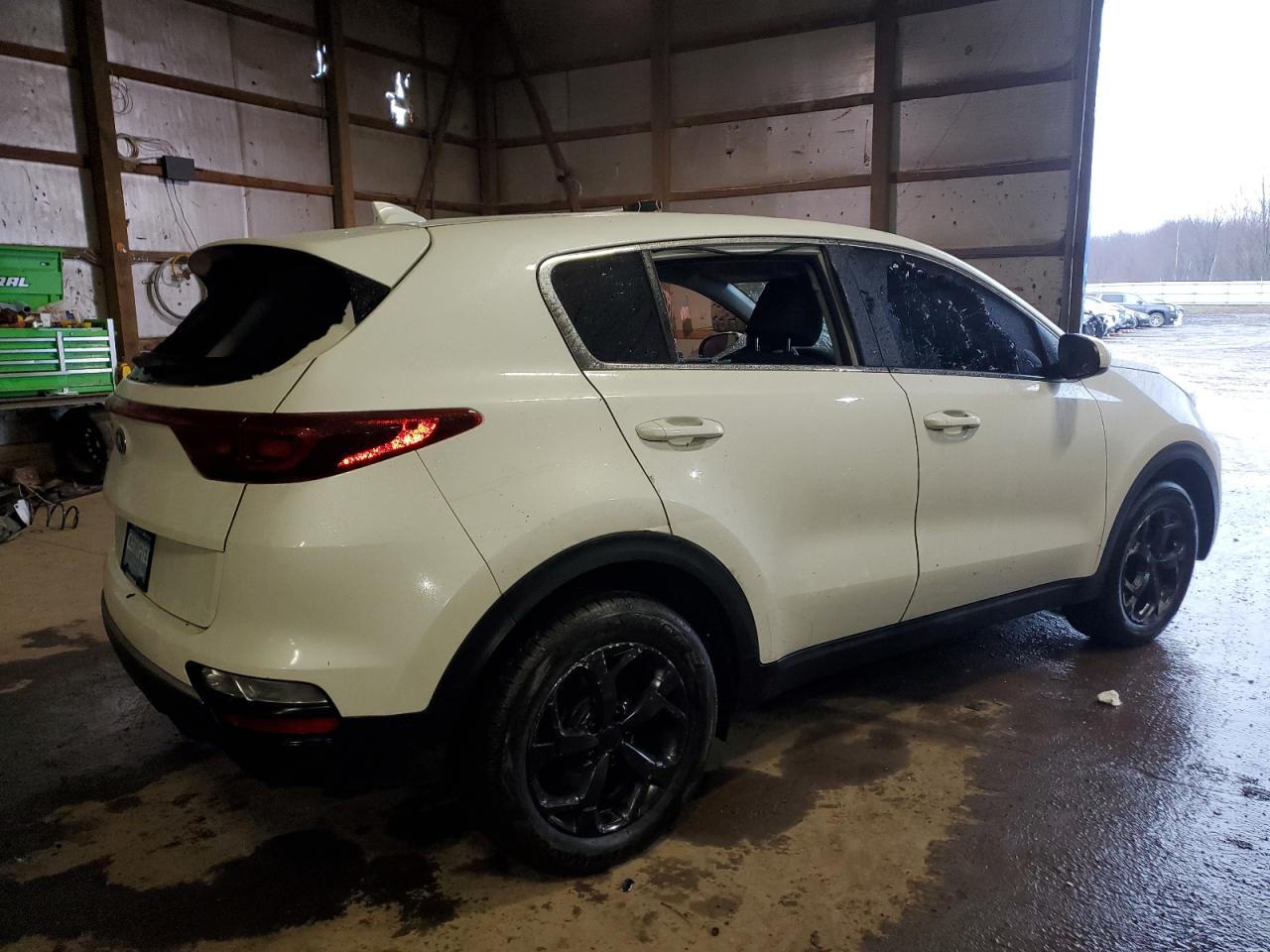 Image 3 of 2022 KIA SPORTAGE LX 2022 with VIN KNDPM3AC3N7955189