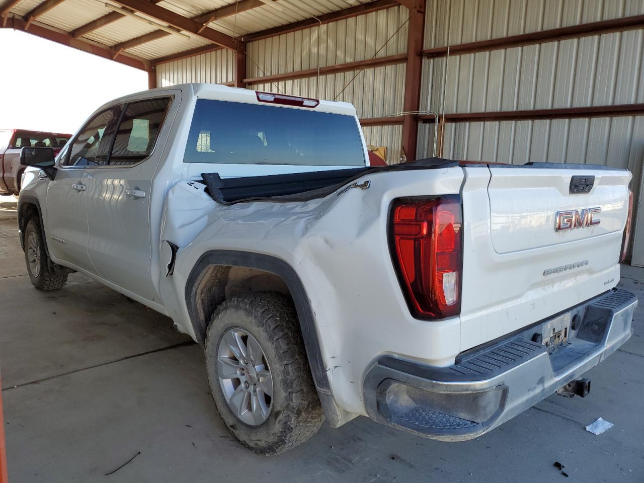 Obraz 2 z 2021 GMC SIERRA K1500 SLE 2021 z VIN 3GTU9BED9MG475288