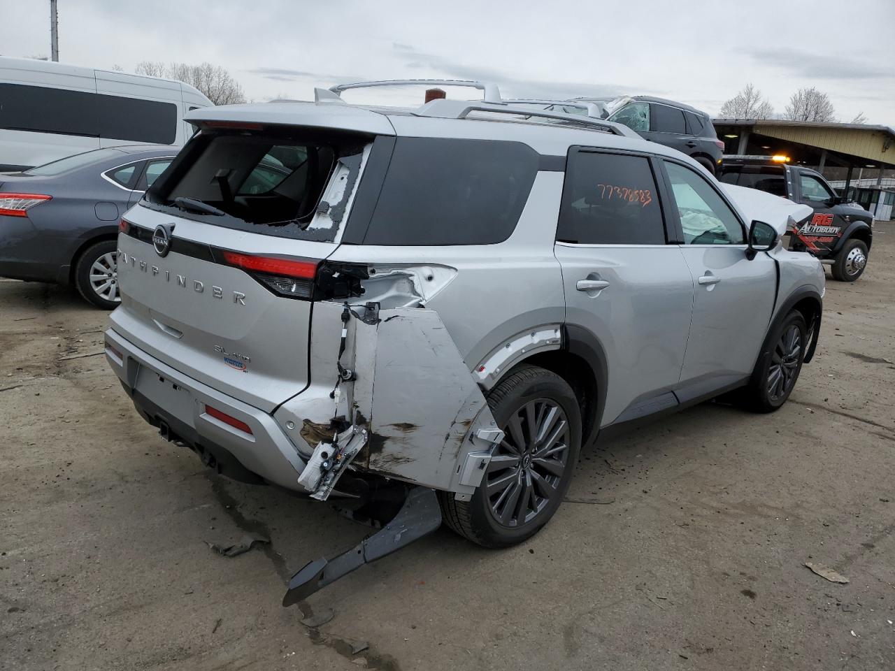 Obraz 3 z 2024 NISSAN PATHFINDER SL 2024 z VIN 5N1DR3CD0RC206739
