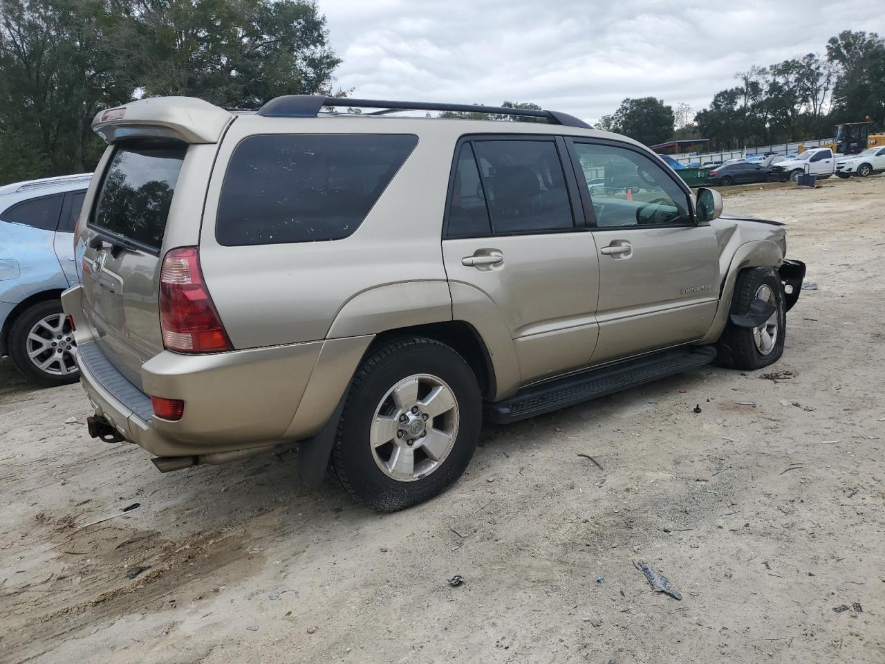 Image 3 of 2005 TOYOTA 4RUNNER LIMITED 2005 with VIN JTEBT17R158022488