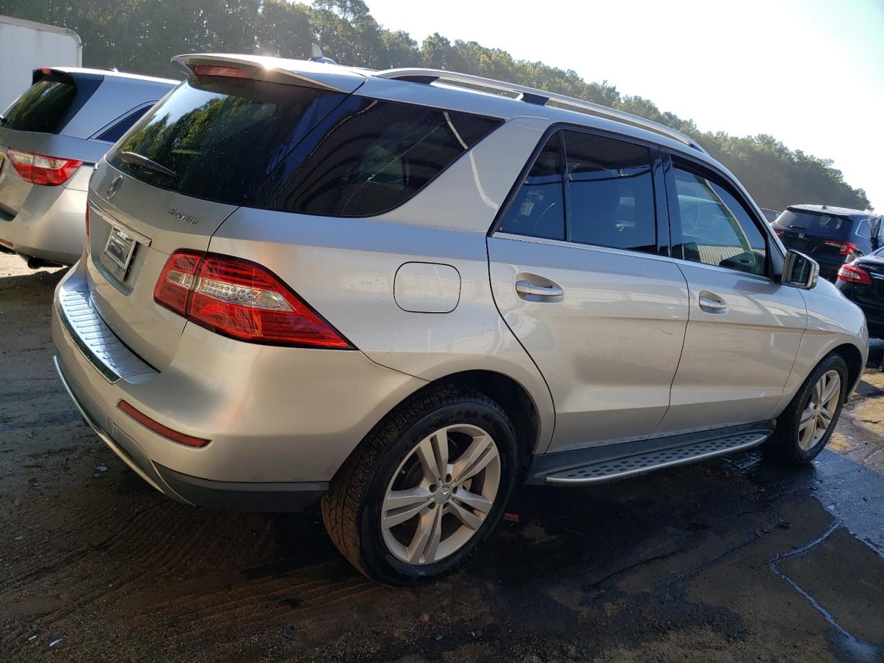 Image 3 of 2013 MERCEDES-BENZ ML 350 4MATIC 2013 with VIN 4JGDA5HBXDA123463