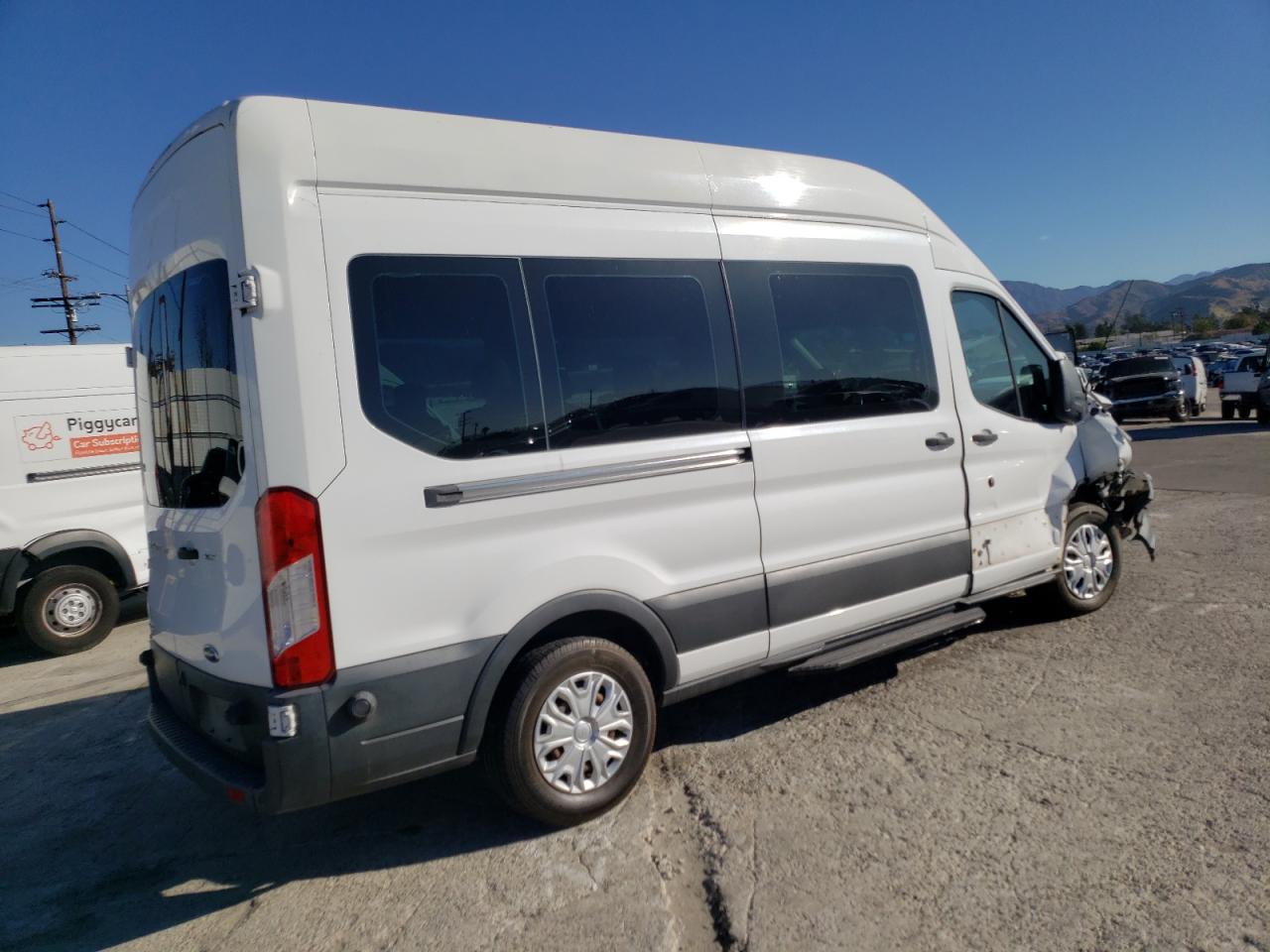 Image 3 of 2016 FORD TRANSIT T-350 2016 with VIN 1FBAX2XG2GKA21899