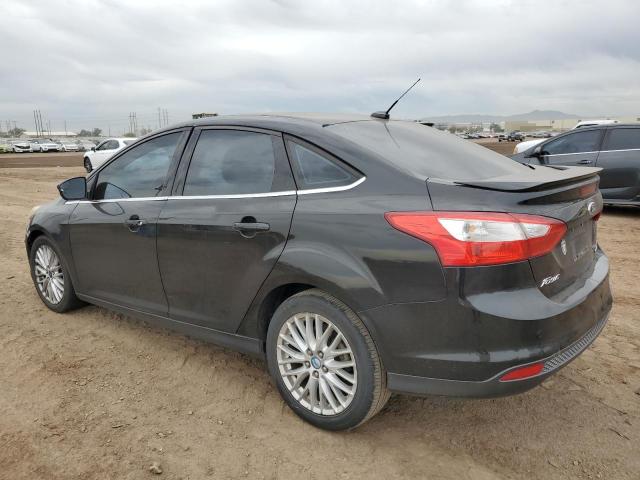 Image 2 of 2013 FORD FOCUS TITANIUM 2013 with VIN 1FADP3J23DL220645